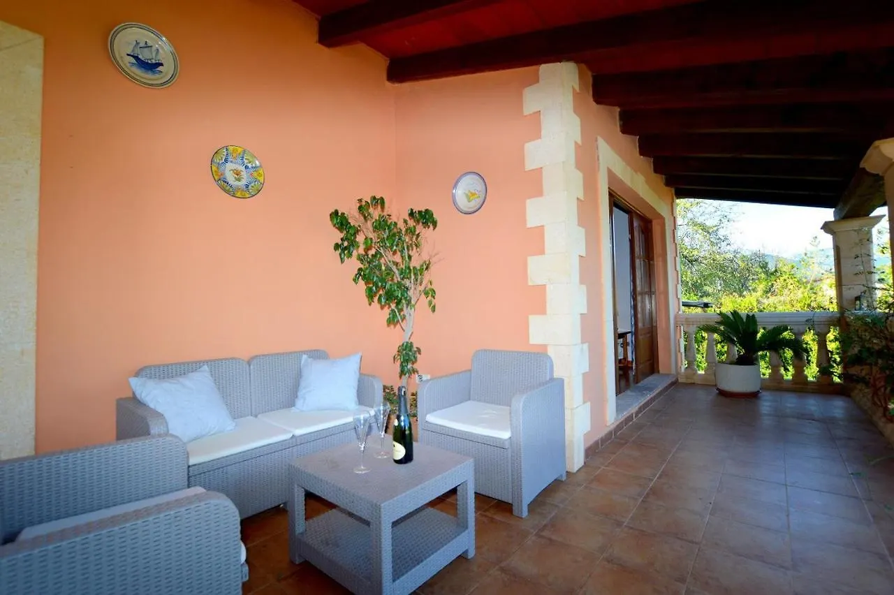 Country house Nueva Finca Con Piscina Es Blanquer Guest House